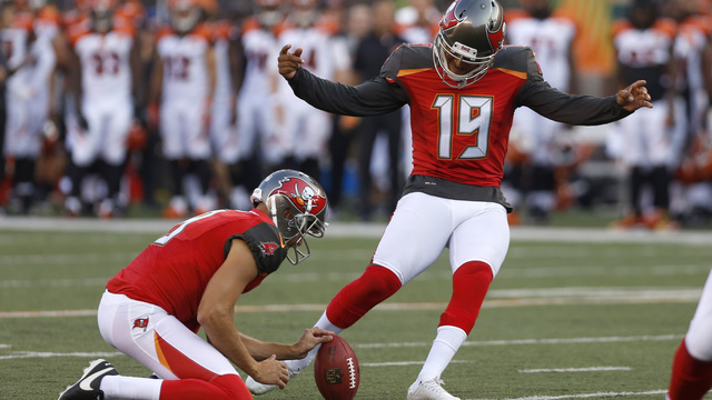 Watch: Bucs' Aguayo misses another extra point