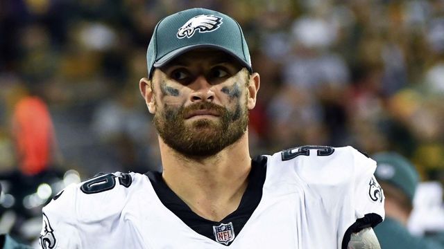 Chris Long donating remaining 2017 salary to equal education campaign