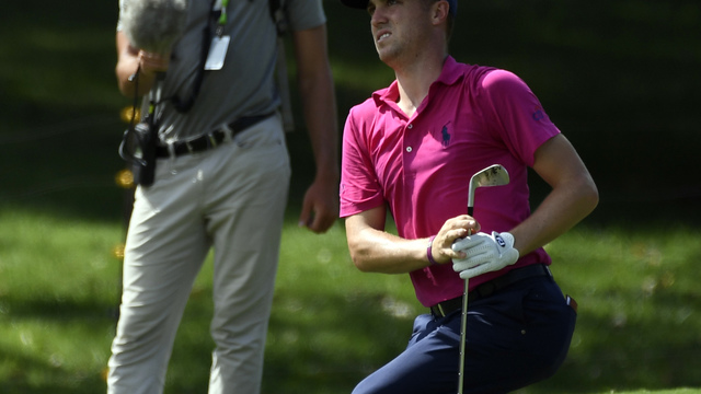 Turning point? Thomas makes unreal birdie at 10th