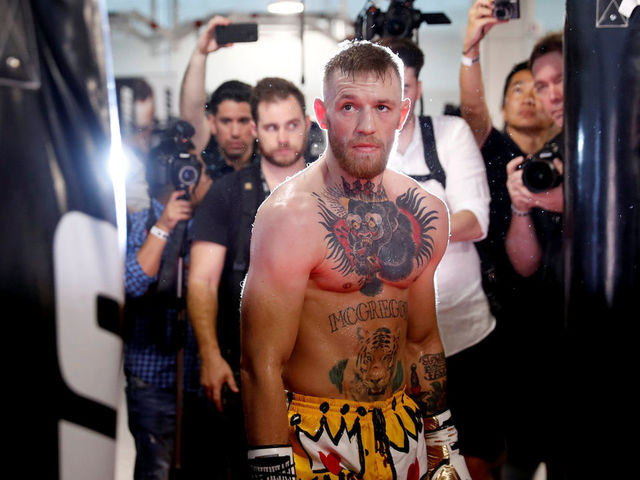 Well-respected MMA oddsmakers agree that McGregor has no chance
