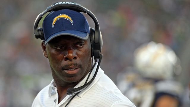 Lynn dismisses hype around Chargers, says Chiefs team to beat in AFC West