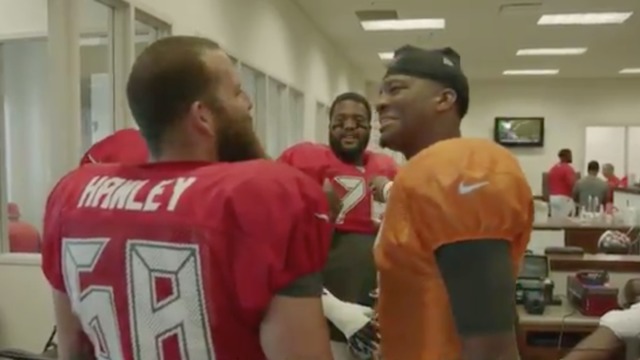 Watch: Bucs' Winston can't believe teammate hasn't seen 'The Lion King'