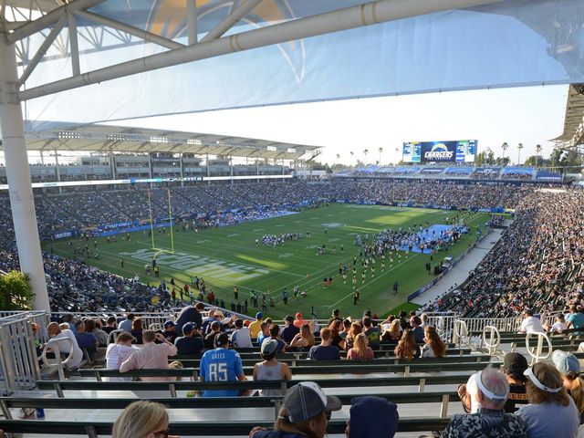 Disgruntled fan buys anti-NFL billboards for Chargers' homestand