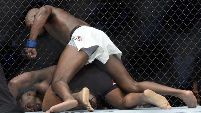Cormier can't remember 10 minutes after being KO'd by Jones