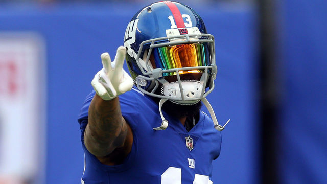 Report: Beckham won't set foot on field without extension