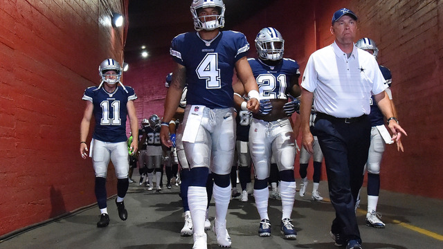 Elliott's suspension gives Prescott chance to make Cowboys his team