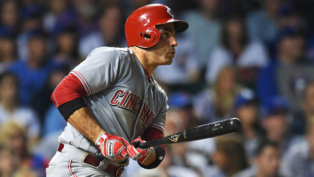Cubs' Bryant calls Joey Votto 'the best player ever'