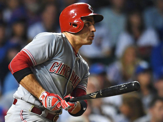 Cubs' Bryant calls Joey Votto 'the best player ever'