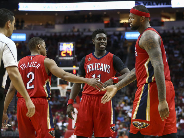 Report: Pelicans fire 2 team doctors after they misdiagnosed Saints player
