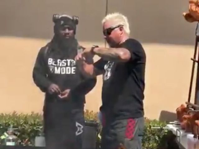 Watch: Guy Fieri, Marshawn Lynch chat about 'Flavortown'