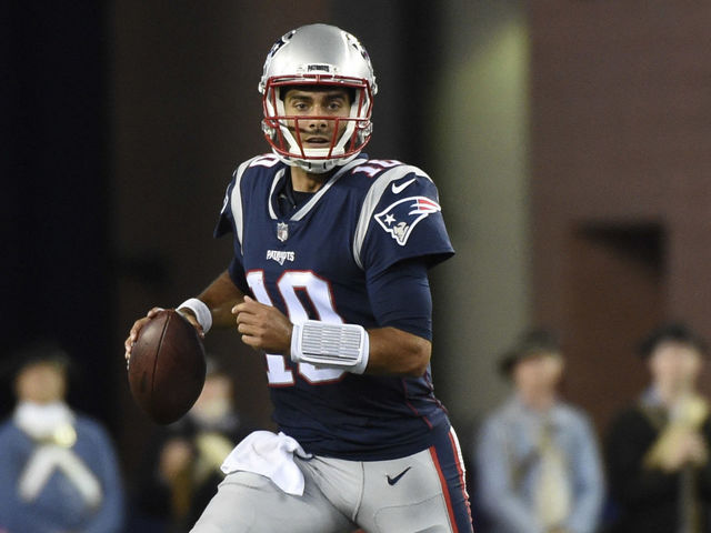 Patriots trade Garoppolo to 49ers for 2nd-round pick