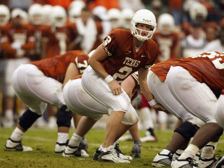 Ex-Texas QB Chris Simms: I got '$100 handshakes' in college