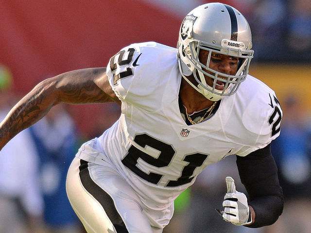 Raiders' Sean Smith faces assault charge