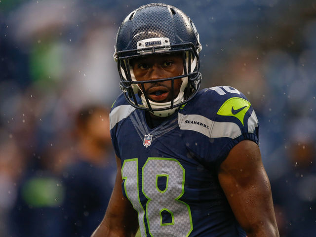 Watch: Seahawks' Kasen Williams makes ridiculous one-handed grab