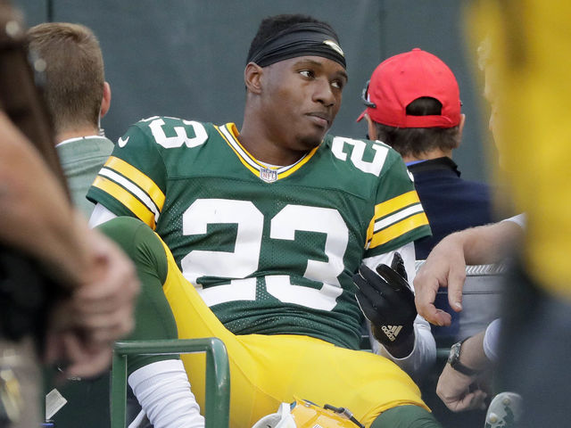 Report: Packers' Randall argued with coach after benching
