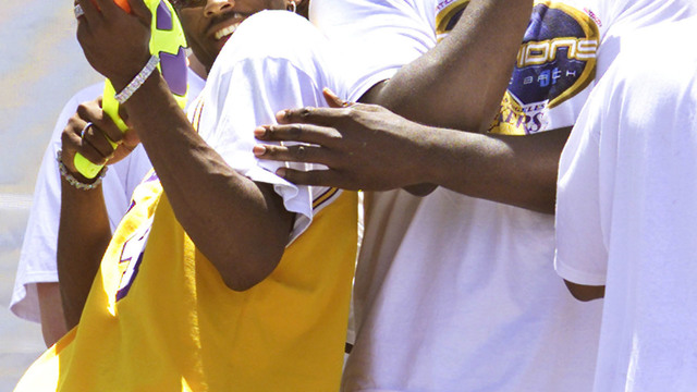KD: 2001 Lakers would give Warriors biggest challenge