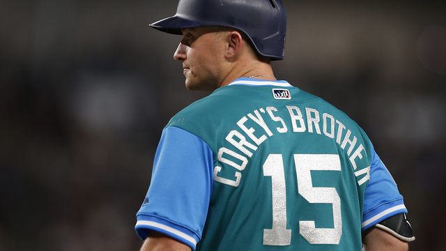 Mariners' Seager surprised MLB actually put 'Corey's Brother' on jersey