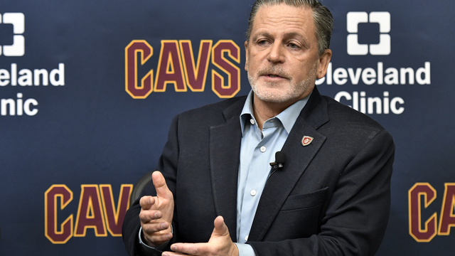 Cavs owner vows to never move team from Cleveland