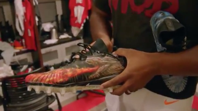 Watch: Bucs' McCoy shows off custom 'Game of Thrones' cleats