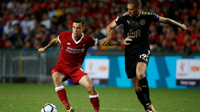 Barcelona director coy on Coutinho, hopes to 'present a new player'