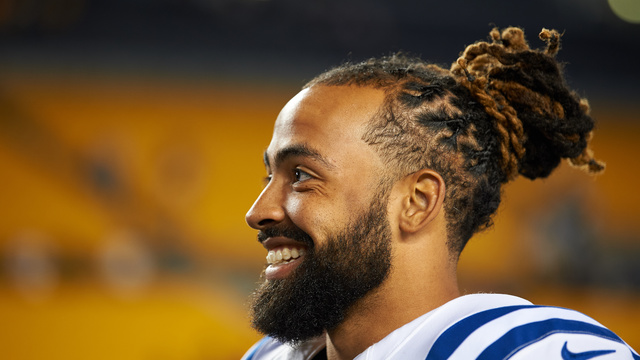 Colts' Farley denies malicious intent in hit on Bryant
