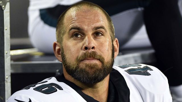 Eagles trade magic long snapper Dorenbos to Saints