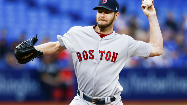 Sale becomes fastest pitcher to reach 1,500 Ks