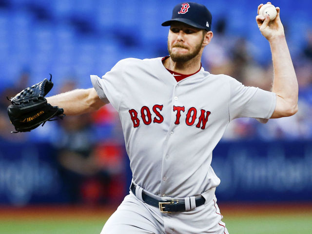 Sale becomes fastest pitcher to reach 1,500 Ks