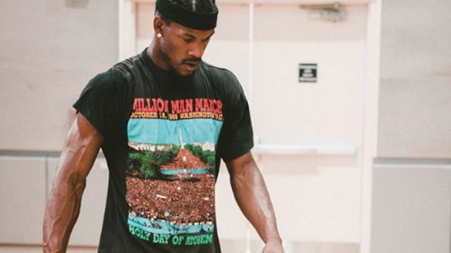 Butler shows off new 'do, new physique