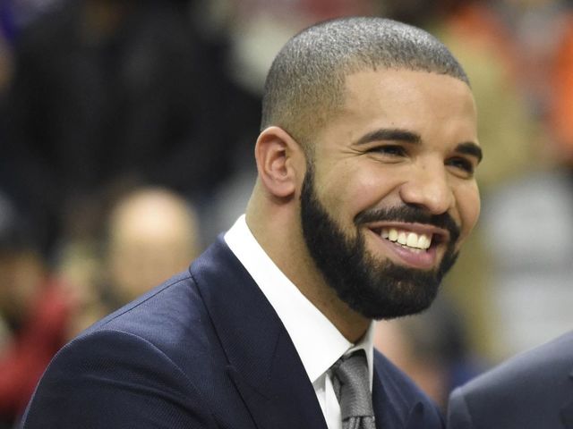 Look: Drake visits OBJ in hospital after season-ending surgery