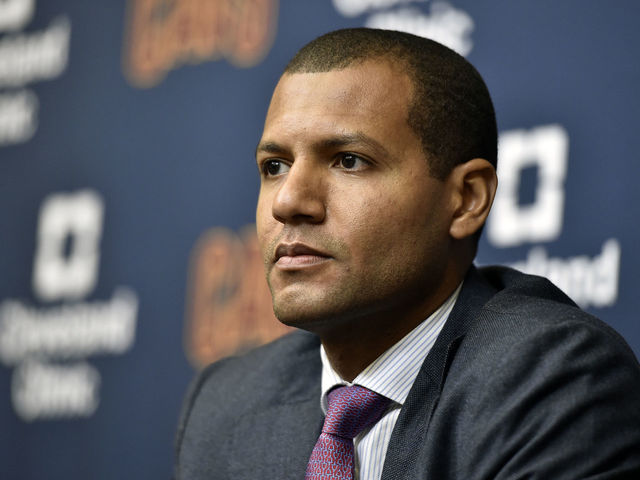 Report: Cavs shopping 2018 1st-rounder from Irving trade