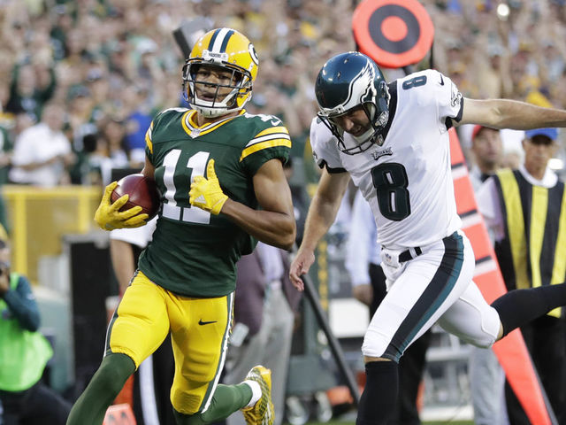 Report: Packers' Trevor Davis arrested for bomb joke at airport