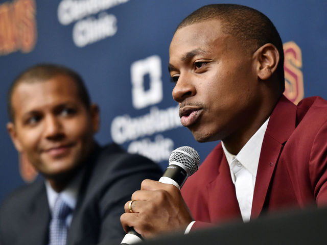 Cavaliers won't put timetable on Thomas' hip injury