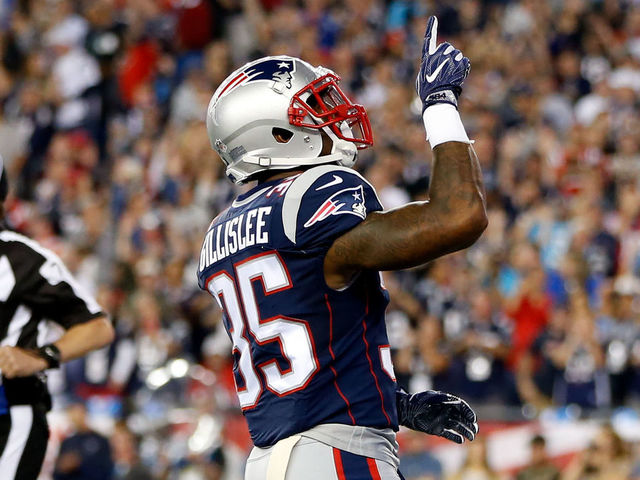 Patriots' newcomer Gillislee steals the show during 1st half in opener vs. Chiefs