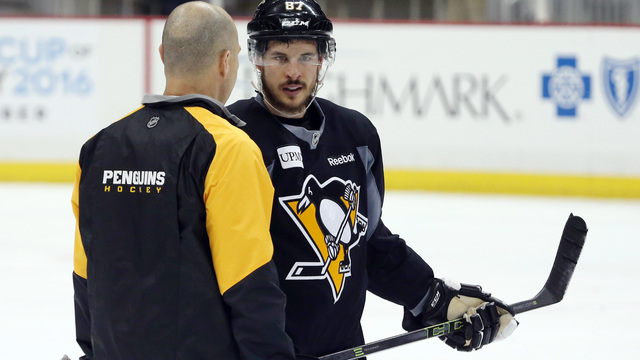 Coyotes' Tocchet: Crosby 'made me a better coach'