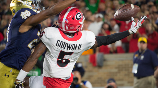 Watch: Georgia's Godwin makes mesmerizing one-handed TD grab