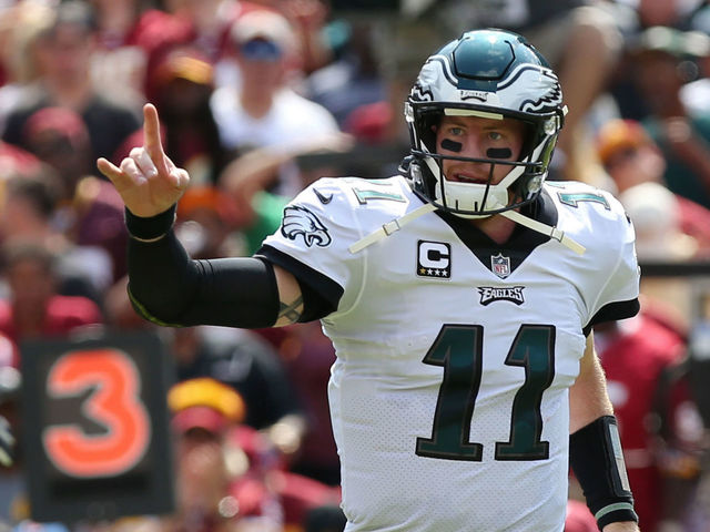 Watch: Wentz said he'd give paycheck to Elliott if he made 61-yard FG
