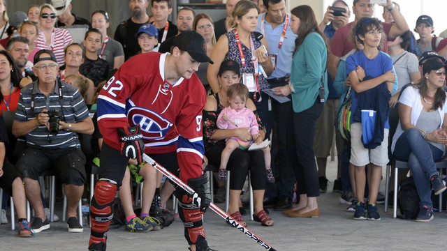 Julien sees Drouin playing center
