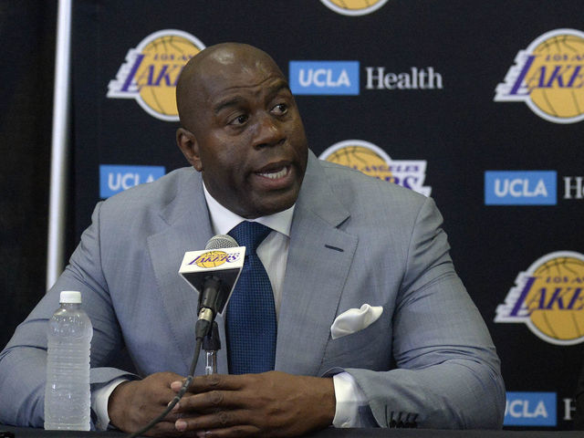Magic Johnson passed up offers from Dubs, Pistons, Knicks before taking Lakers job