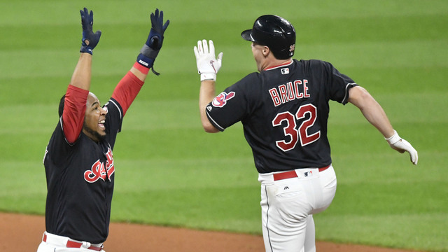 Watch: Bruce walks off Royals, sends Indians to 22nd-straight win