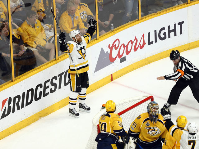 Penguins' Hornqvist missing start of camp after hand 'procedure'