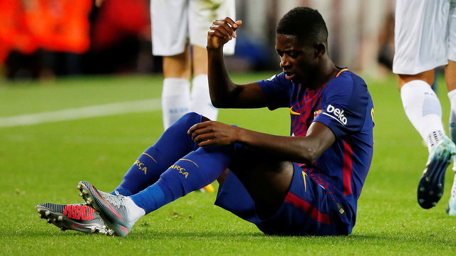 Barcelona's Dembele leaves 1st Liga start with hamstring problem