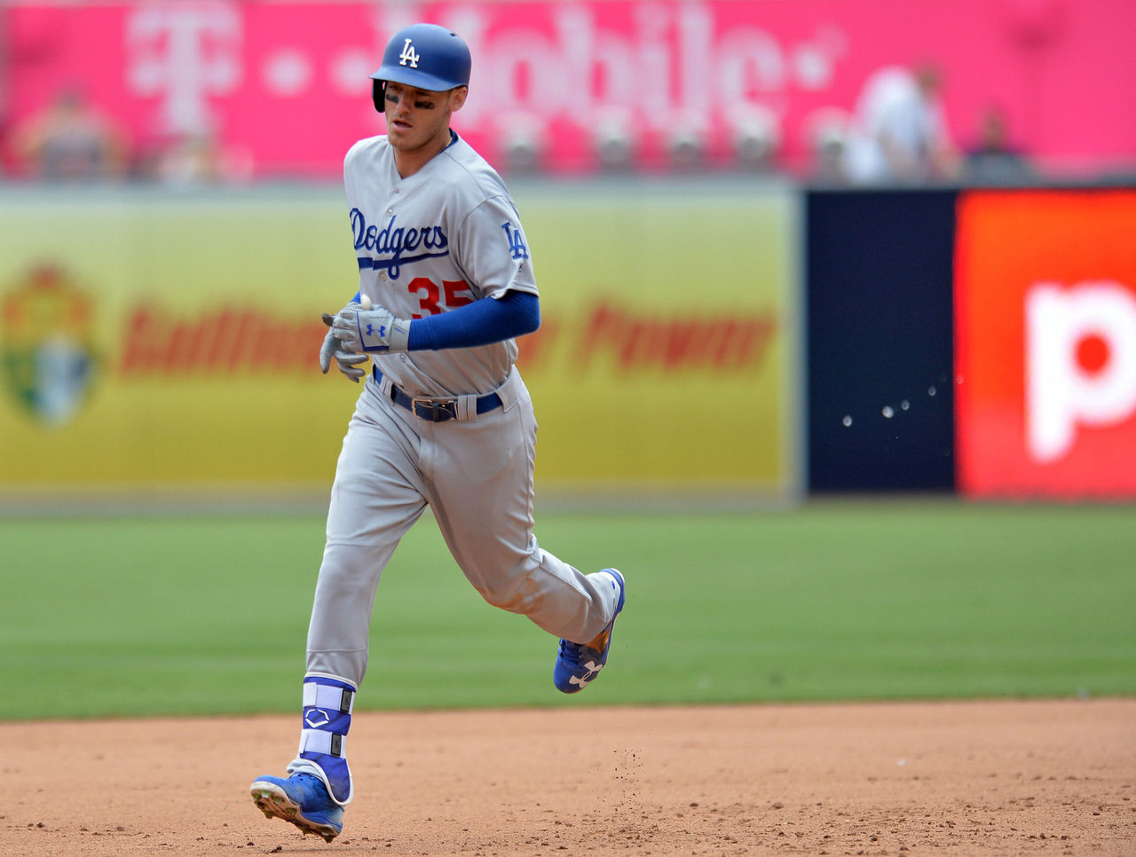 Cody Bellinger called up to make major league debut with Dodgers