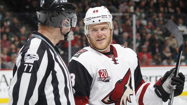 Panthers trade Demers to Coyotes for McGinn