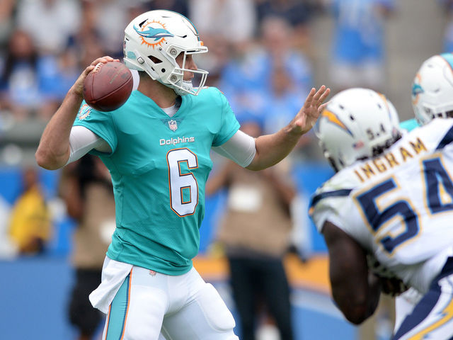 Watch: Cutler shows off trademark cannon for 1st Dolphins TD