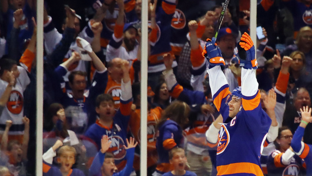 Hat trick binge lands Tavares 1st star of the week honors