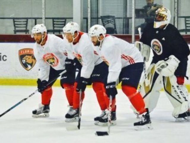 Luongo pokes fun at his need for defensive reinforcements