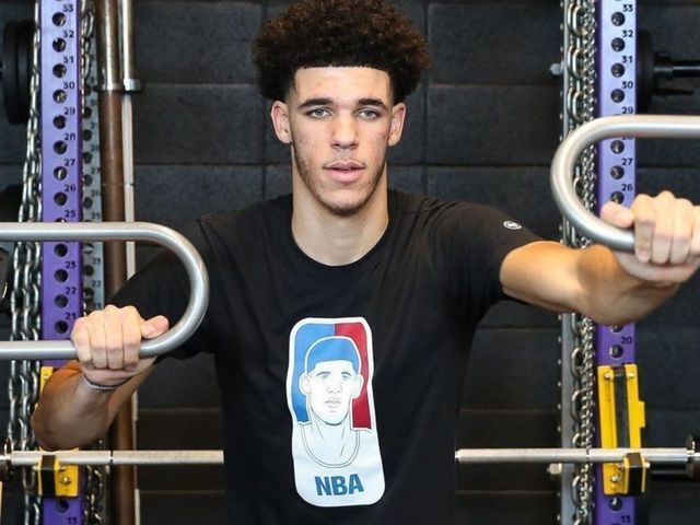 Look: Lonzo Ball dons shirt of NBA logo with his likeness