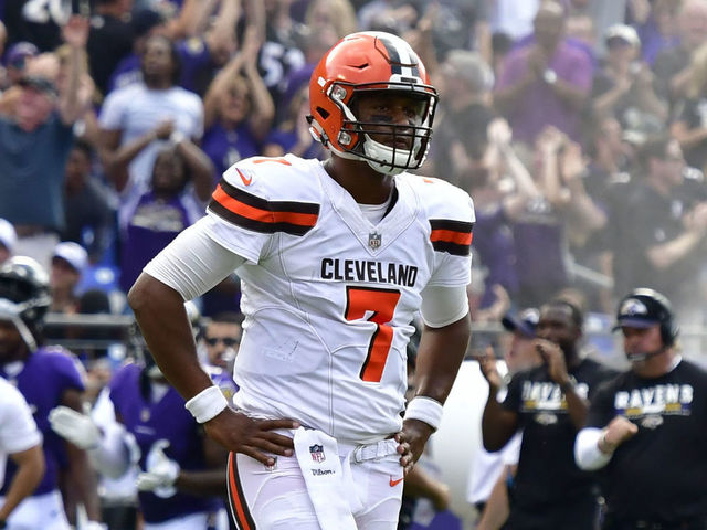Browns owner: Dorsey's 'No. 1 priority' is finding a quarterback