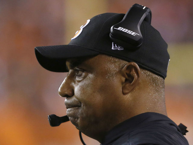 NFL coaching hot-seat-o-meter: Lewis, Pagano feeling the burn